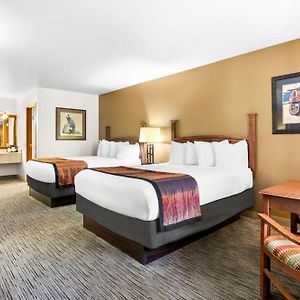 Queen Room Two Queen Beds Pet Friendly